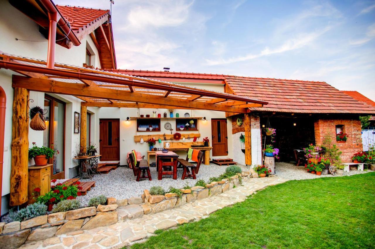 Liptovský Mikuláš Apartmany Bobrik מראה חיצוני תמונה