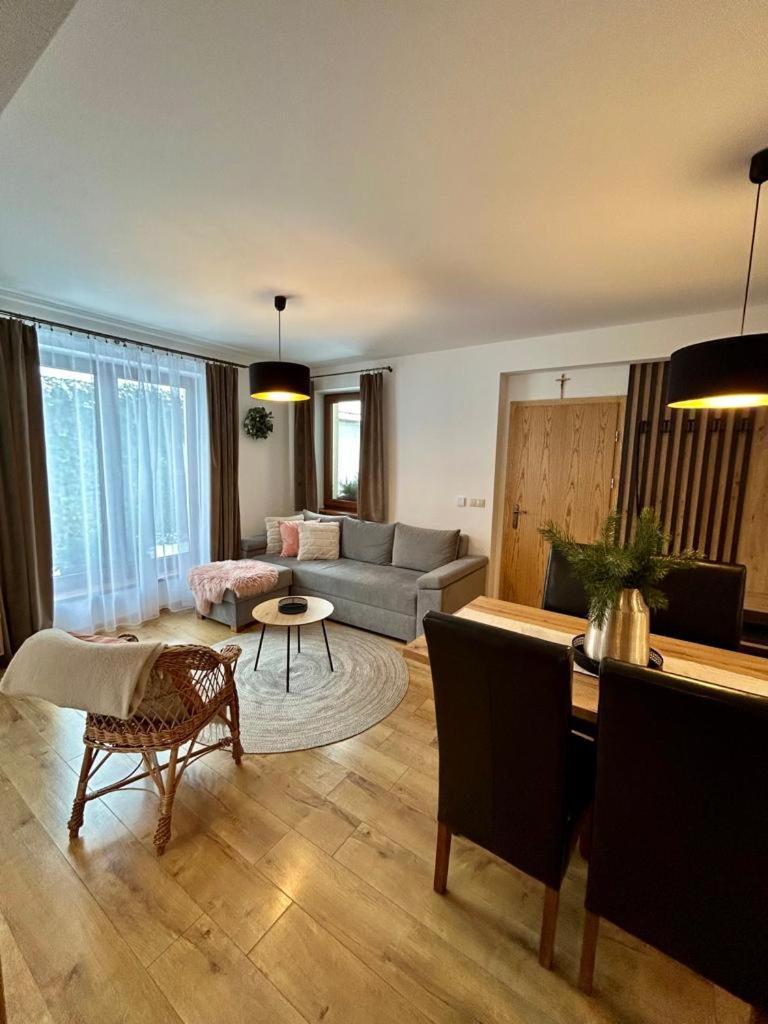 Liptovský Mikuláš Apartmany Bobrik מראה חיצוני תמונה