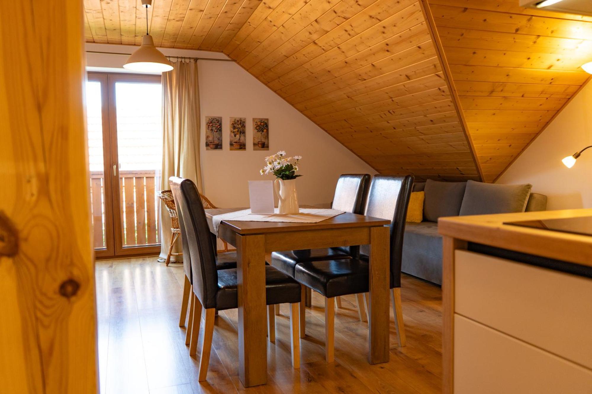 Liptovský Mikuláš Apartmany Bobrik מראה חיצוני תמונה